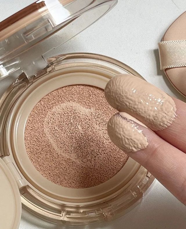 适合干皮暗黄有斑最好用的气垫,干皮适合用圣罗兰还是阿玛尼气垫