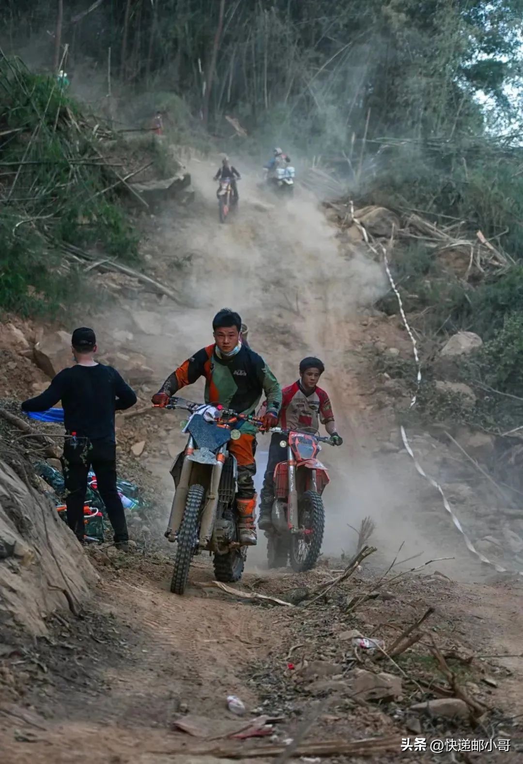 重庆高温干旱视频,高温干旱四川