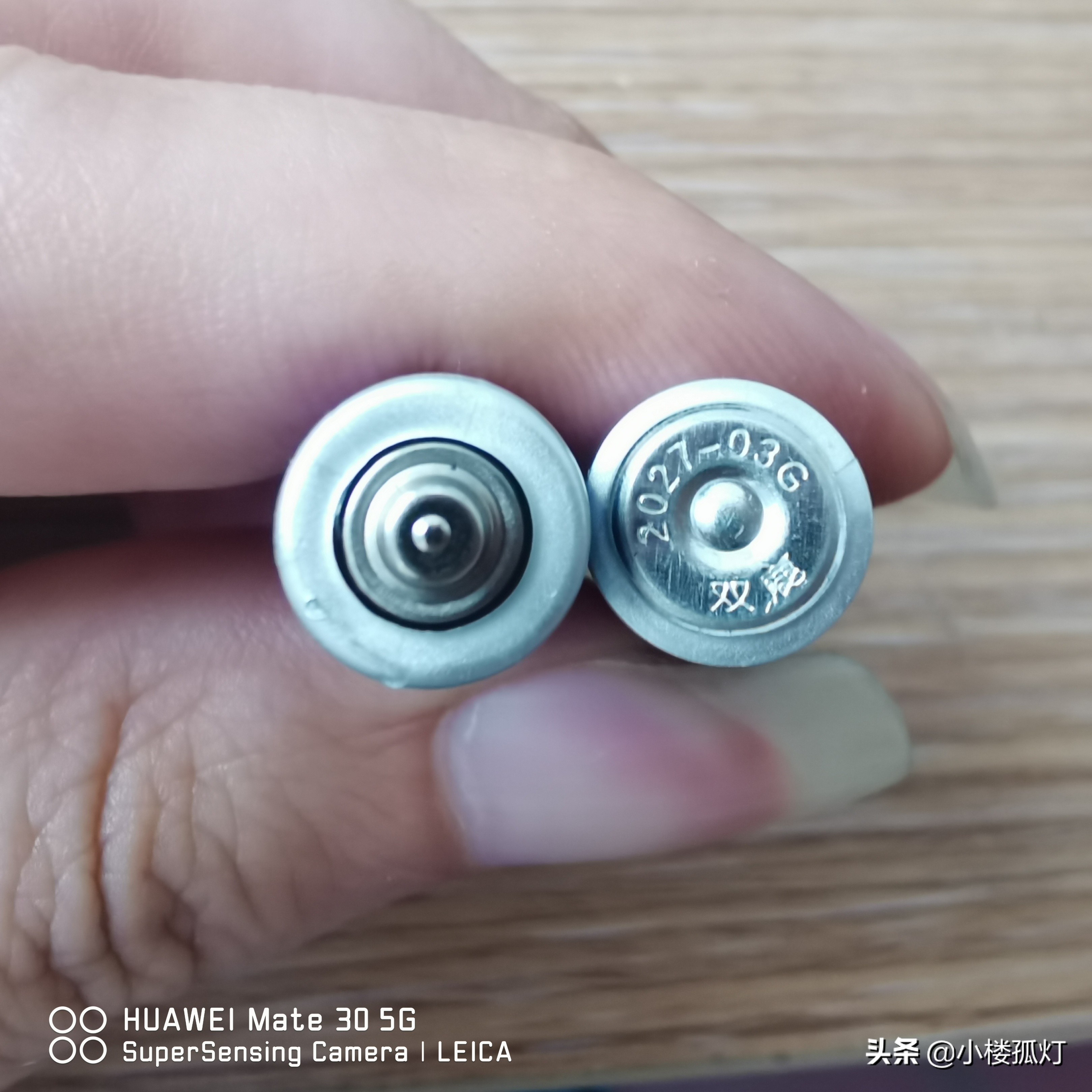 双鹿7号碱性电池价格,双鹿电池黑骑士和蓝骑士哪个耐用