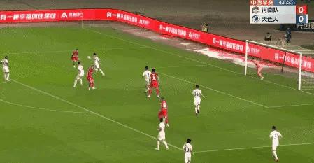 中超足球3:3,中超山东泰山2-1武汉三镇赛后