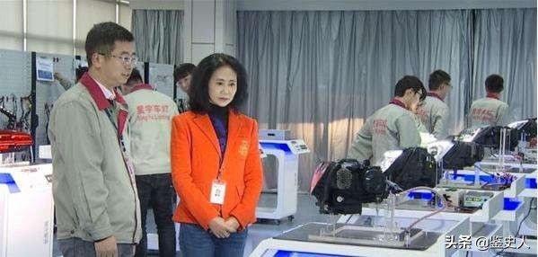 浙江女首富周晓光白手起家攒800亿,江苏女首富身价多少亿