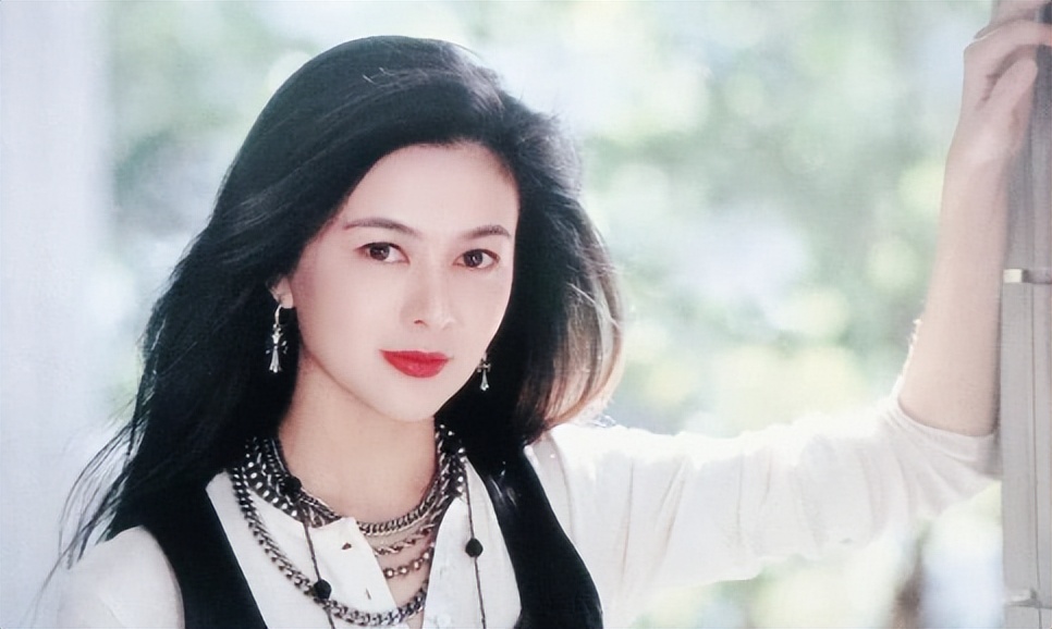 关之琳背了这么多年高尔夫球的黑锅，如今终于被刘銮雄澄清了！