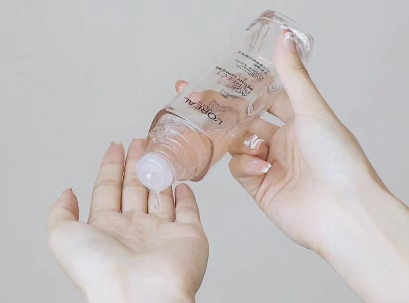 水乳应该选择什么功能的护肤品,给40岁以上妈妈的抗皱抗衰水乳