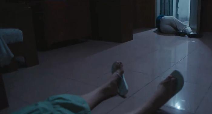 女子被竹签刺穿,女子被竹签捅死警方根据电脑破案