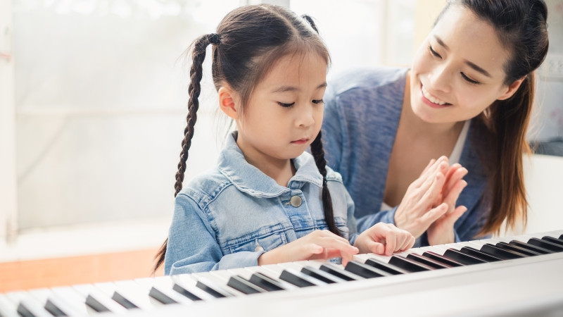 为什么孩子很难坚持学习钢琴,孩子不愿意练钢琴怎么办
