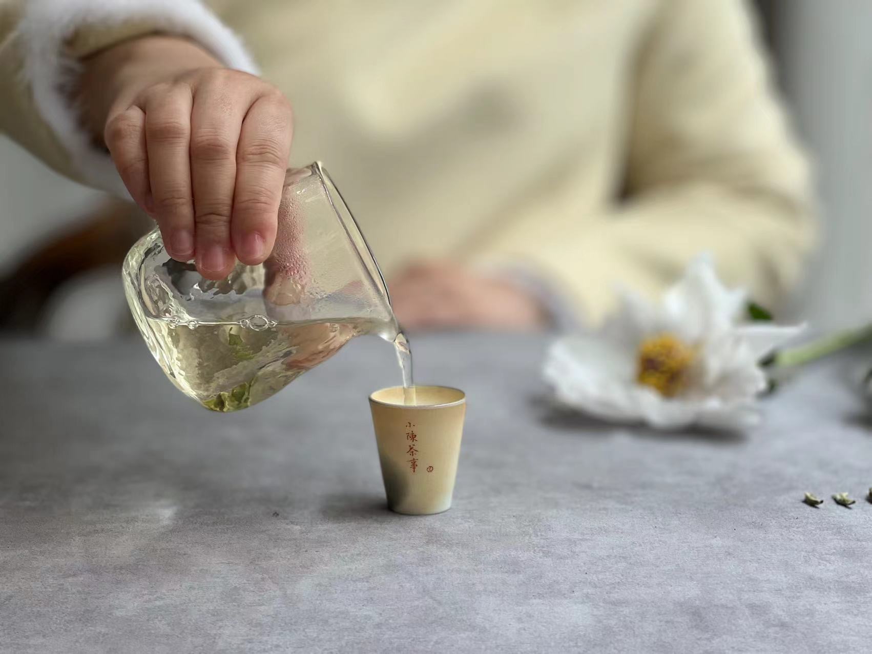 紫砂白茶专用储存罐,白茶密封储茶罐图