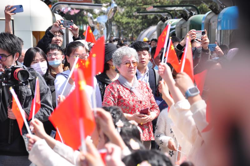 “青青之岛，爱乐之城”第十三场小提琴快闪活动精彩上演