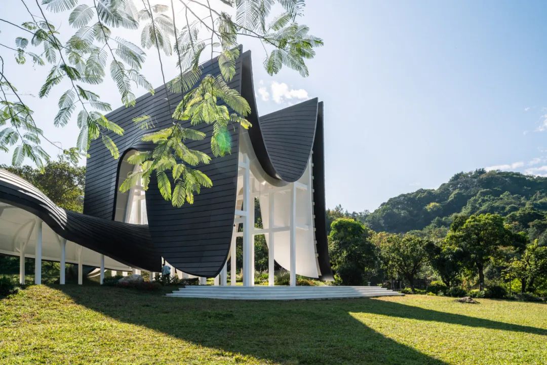 ⼴州囍堂：以岭南传统镬耳屋为灵感，打造独特的流线造型