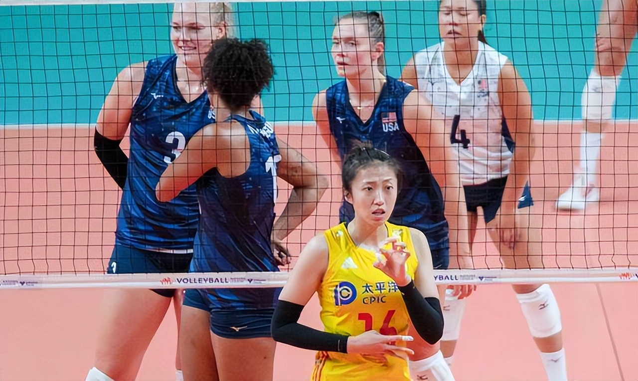 刁琳宇蔡斌拥抱,刁琳宇李盈莹蔡斌