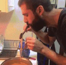 耐克阿迪达斯比赛用球,耐克的字母足球