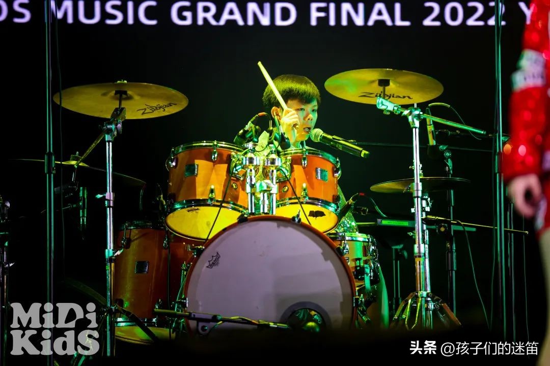 当硬摇滚小孩遇上作业，那就写成歌发泄一下吧