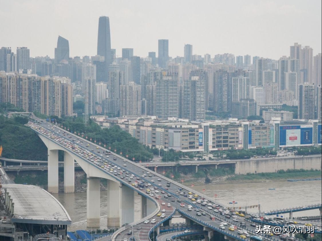 平常总“针锋相对”的成都、重庆，为什么关键时刻绝不拖泥带水？