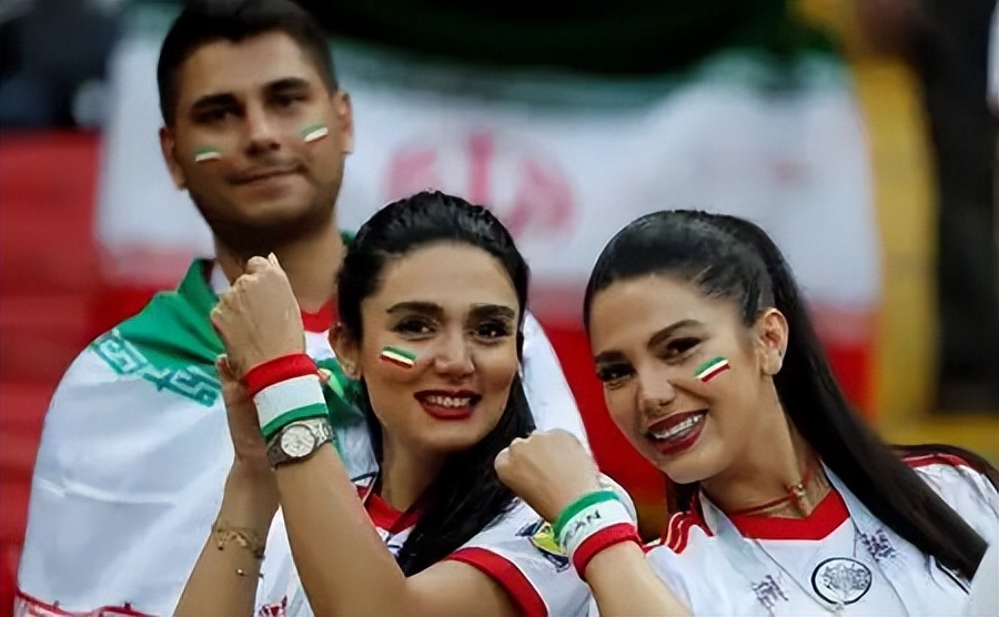 伊朗足球队员拒唱国歌后果,伊朗男足拒唱国歌