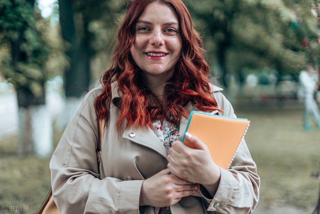 你羡慕不来的小学老师是有多轻松