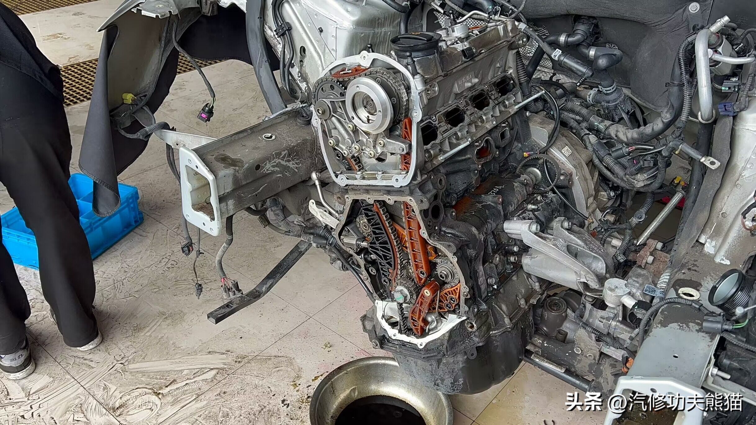 奥迪A4L烧机油！*草烟**公司是让你们烧*草烟**烧钱，我们让你不烧机油