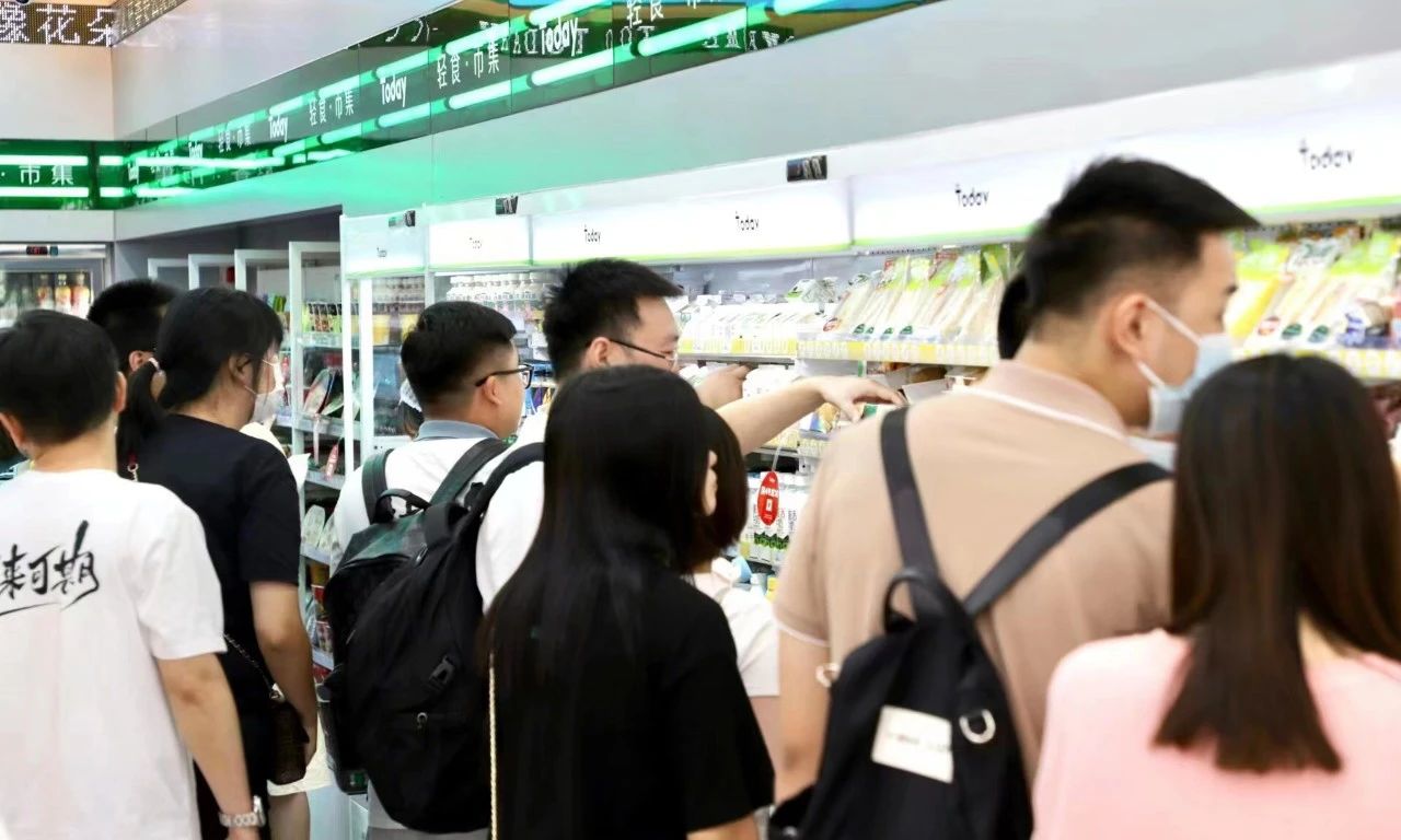 锚定信阳年轻人，80后创业老手，开创首个本土24小时便利店品牌