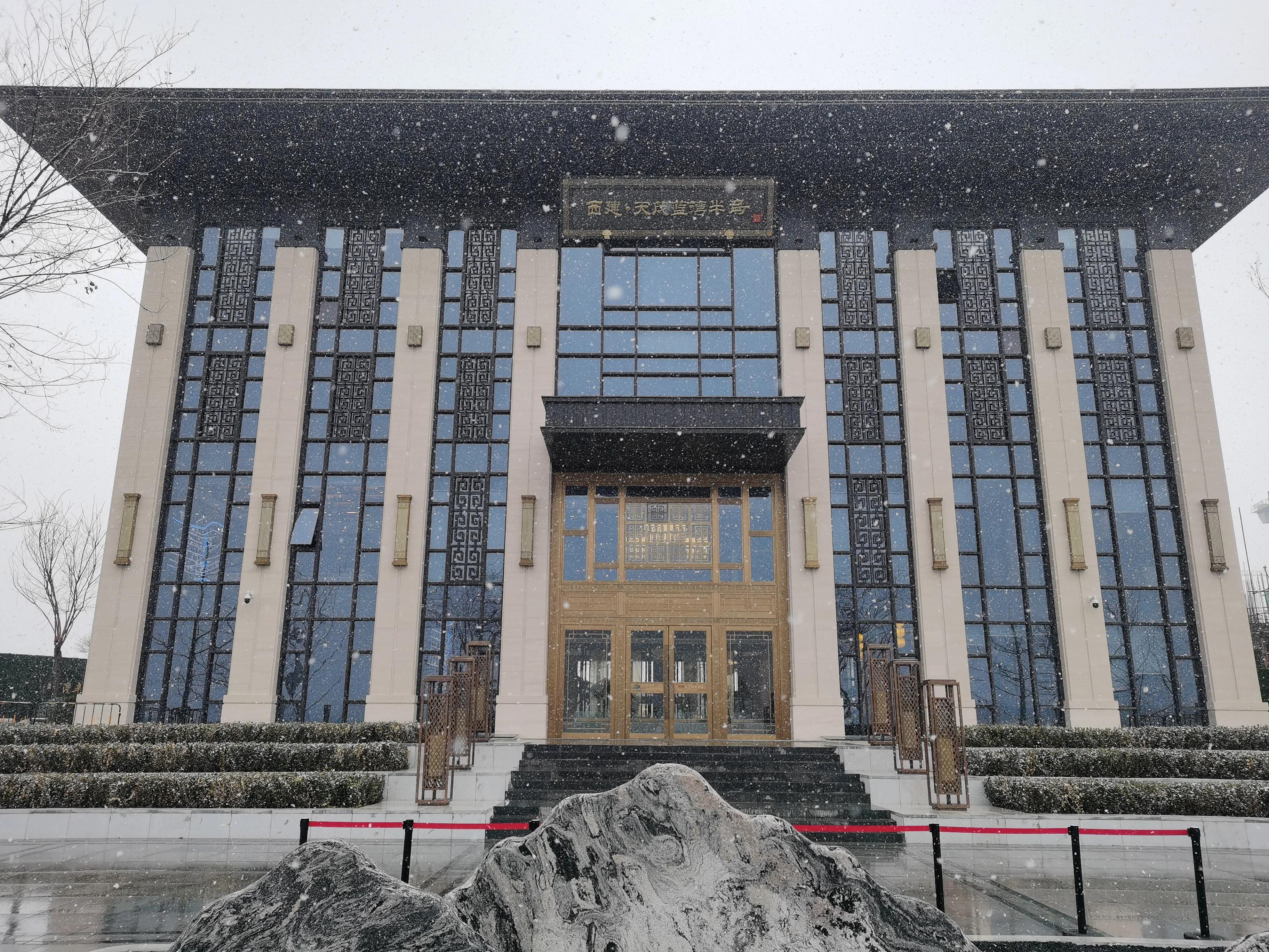 带你了解下售楼小姐姐工作的日常,售楼部每天怎么那么多人