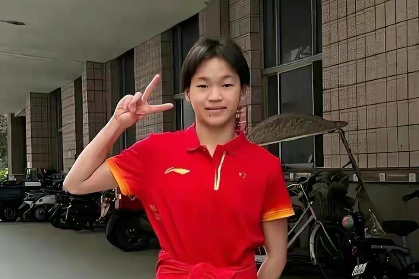 全红婵嘴角的痣,16岁全红婵身高体重