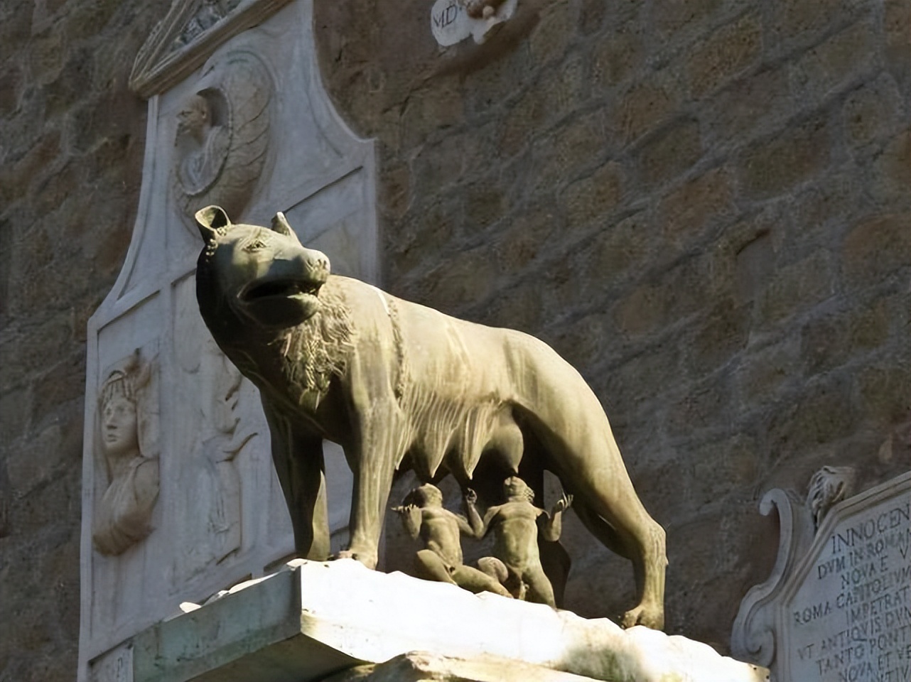 西方文明的起源精神,西方文化崇尚狮子