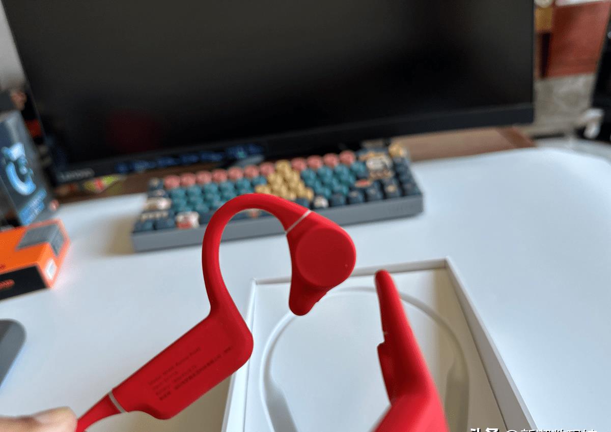 标杆骨传导耳机南卡runnerpro4,南卡骨传导耳机runnerpro4s拆解