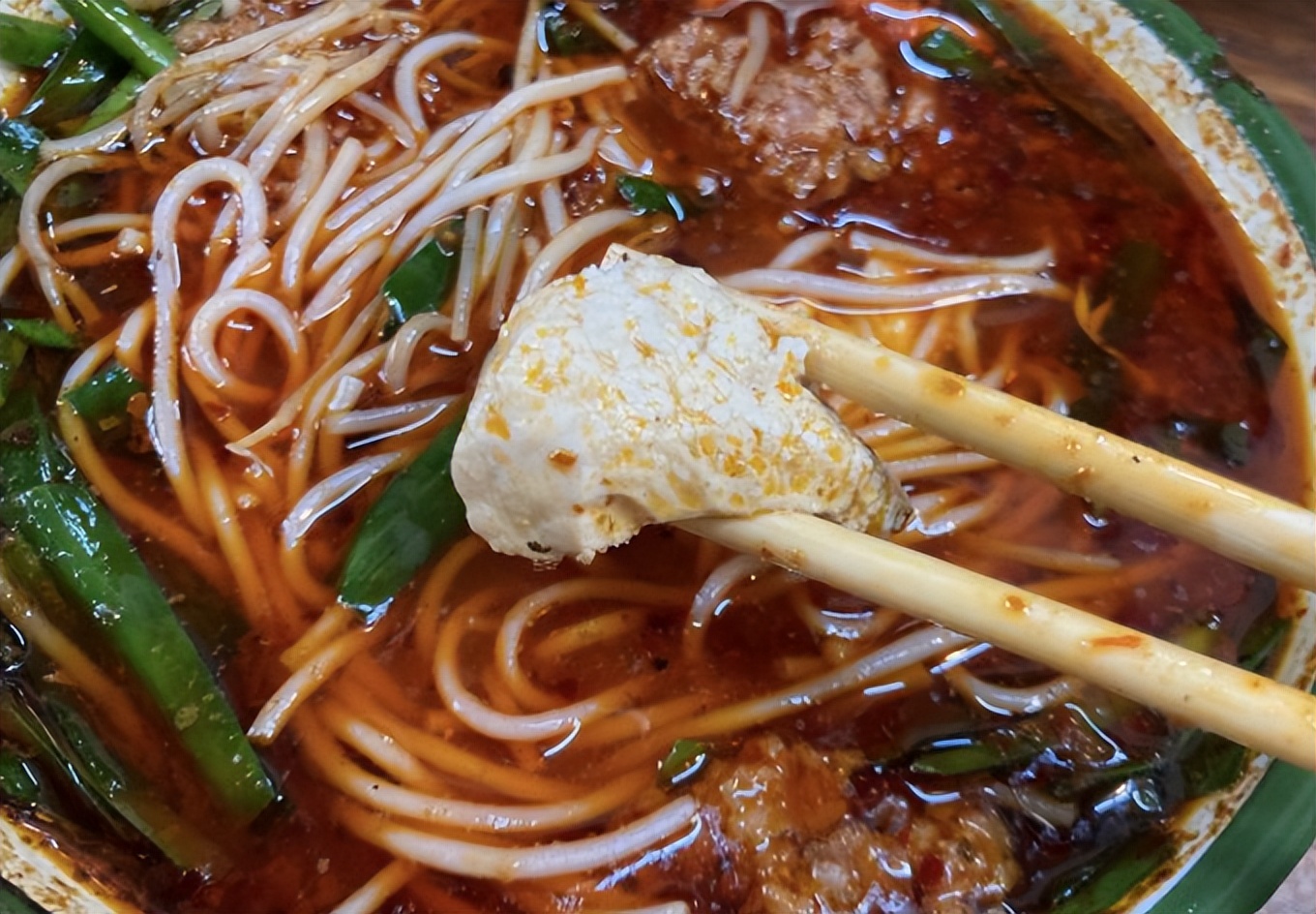 昆明美食推荐南屏街米线,云南米线美食攻略