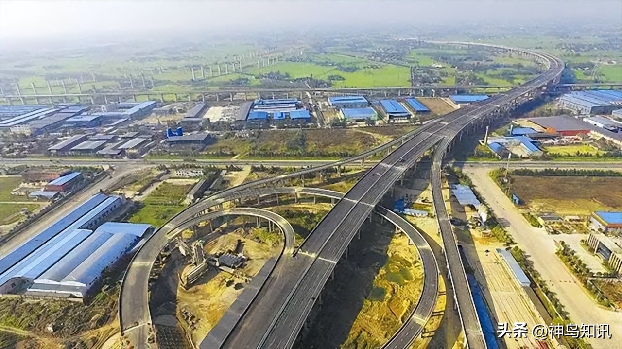 喜迎二十大神鸟特稿⑥丨门户枢纽功能跃升，成都拉近与世界的距离