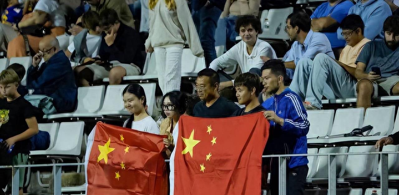 首秀破门国足,西班牙国足赛场精彩瞬间