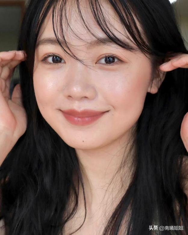 女人出门如何化淡妆,女人再忙也要学会化淡妆