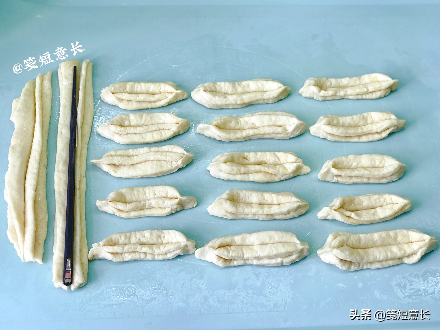 如何晚上做油条才能蓬松好吃,自制油条家常做法蓬松酥软