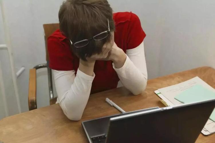 全球疫情爆发下我们应该怎么办,全球疫情对我们生活有哪些影响