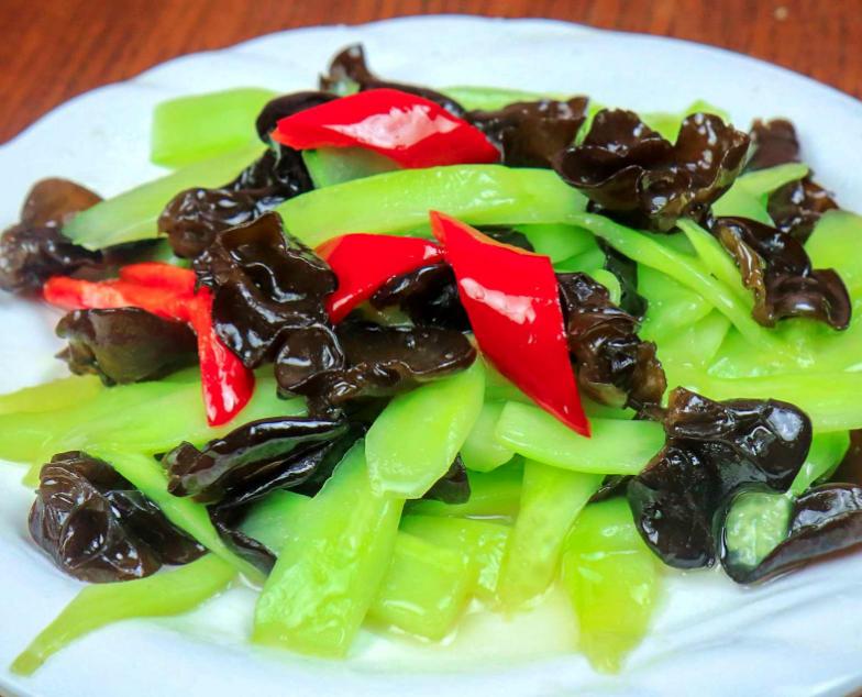 吃水煮菜减肥一餐能吃多少,减肥吃水煮菜应该怎么吃