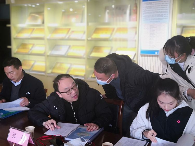 阳光体育快乐足球的标志,新密市校园足球