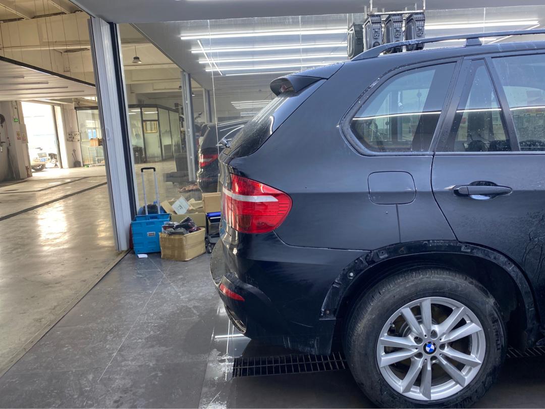 翻新整备一台老x5,翻新08年x5