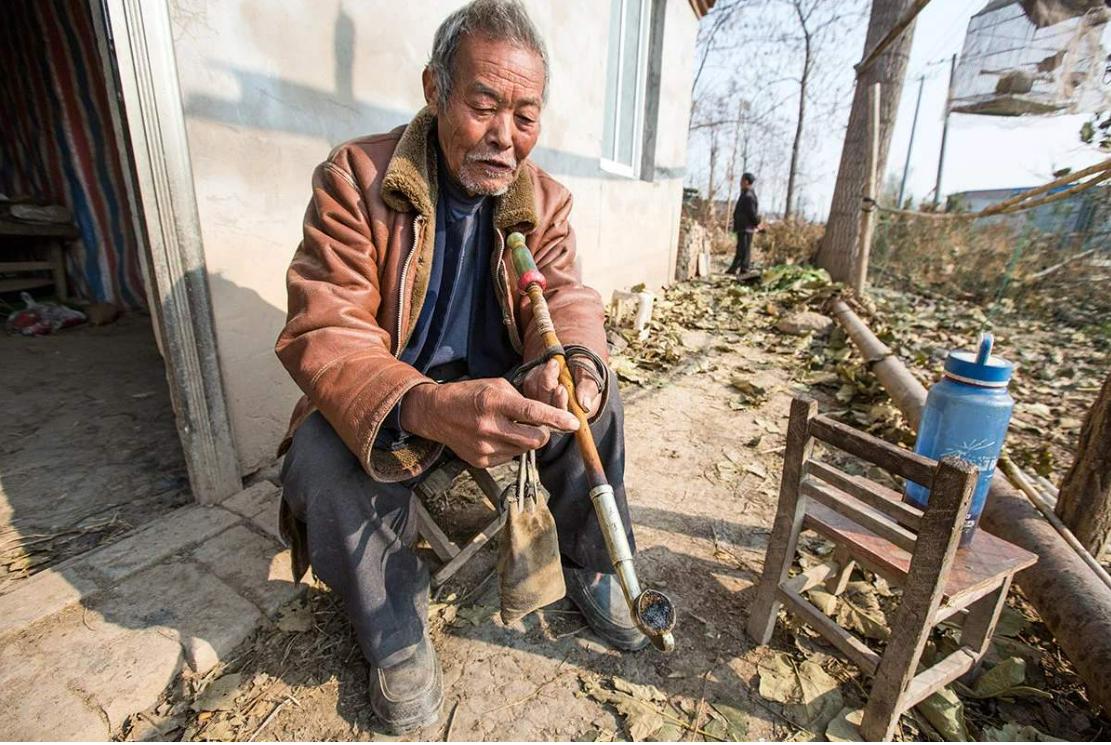 蛇最怕的是雄黄还是牛黄,蛇怕雄黄什么原因