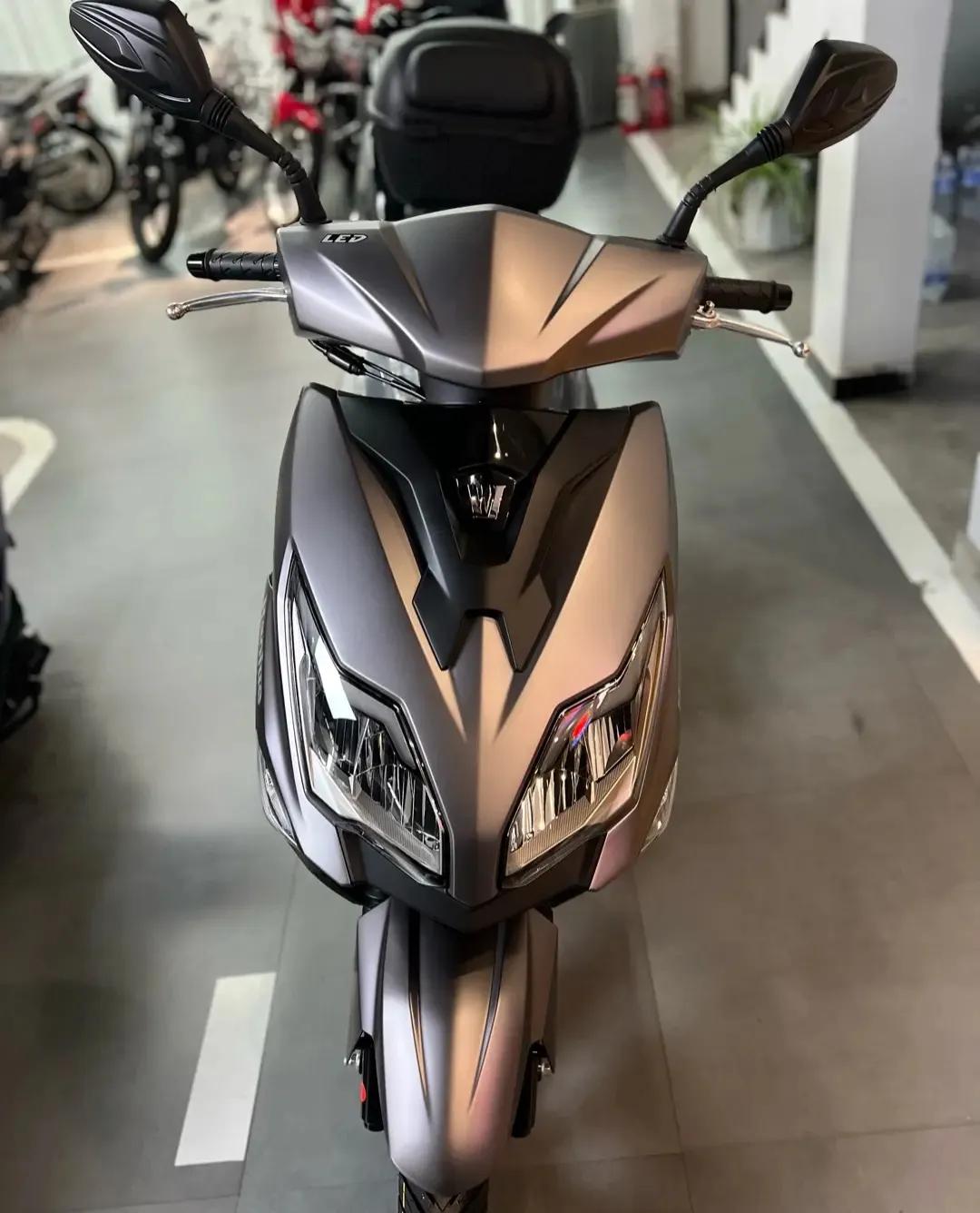 铃木发动机和豪爵发动机谁比较好,豪爵ess和铃木超级芯发动机哪个好