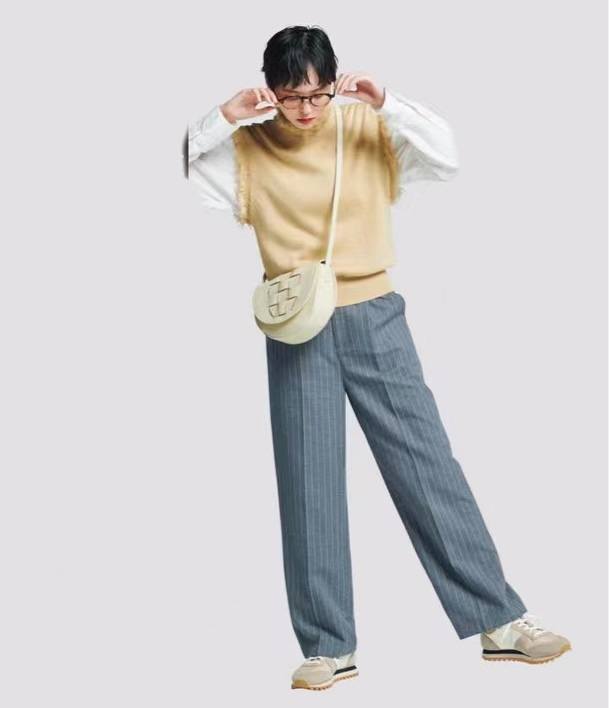 既便宜又好看舒服的秋季运动鞋,秋冬流行什么颜色的运动鞋