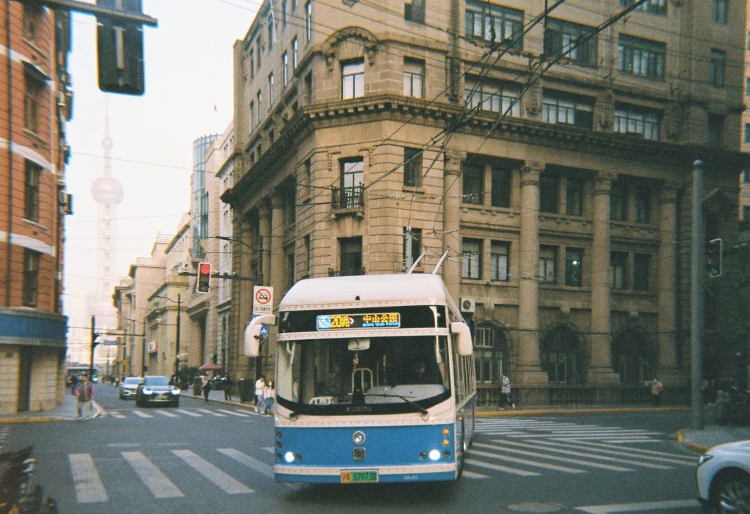 富士胶片1986一次性胶片相机，为什么这么受欢迎？