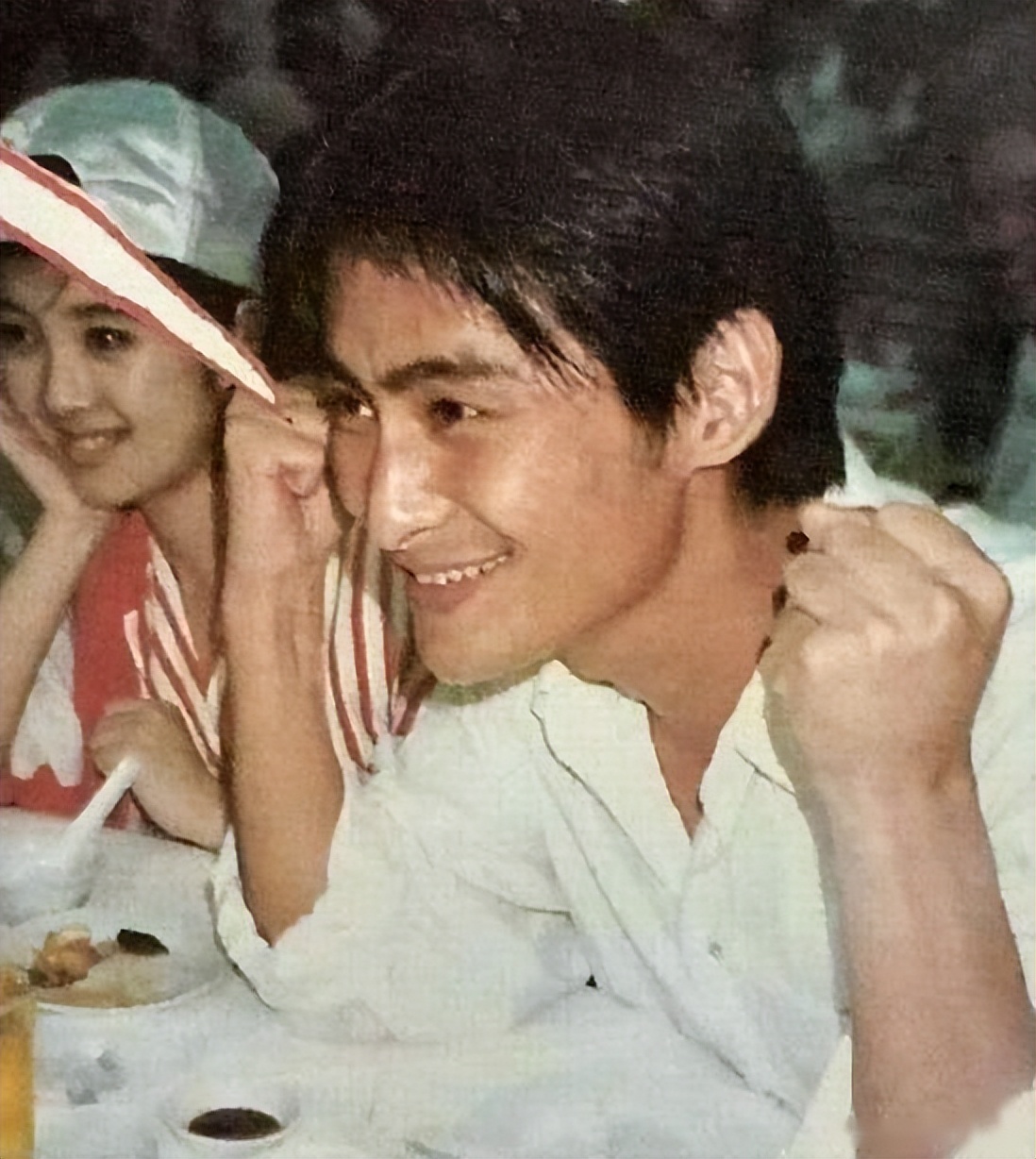 酗酒闹事，害人害己！这7位男明星，有人借醉强吻，有人断送星途