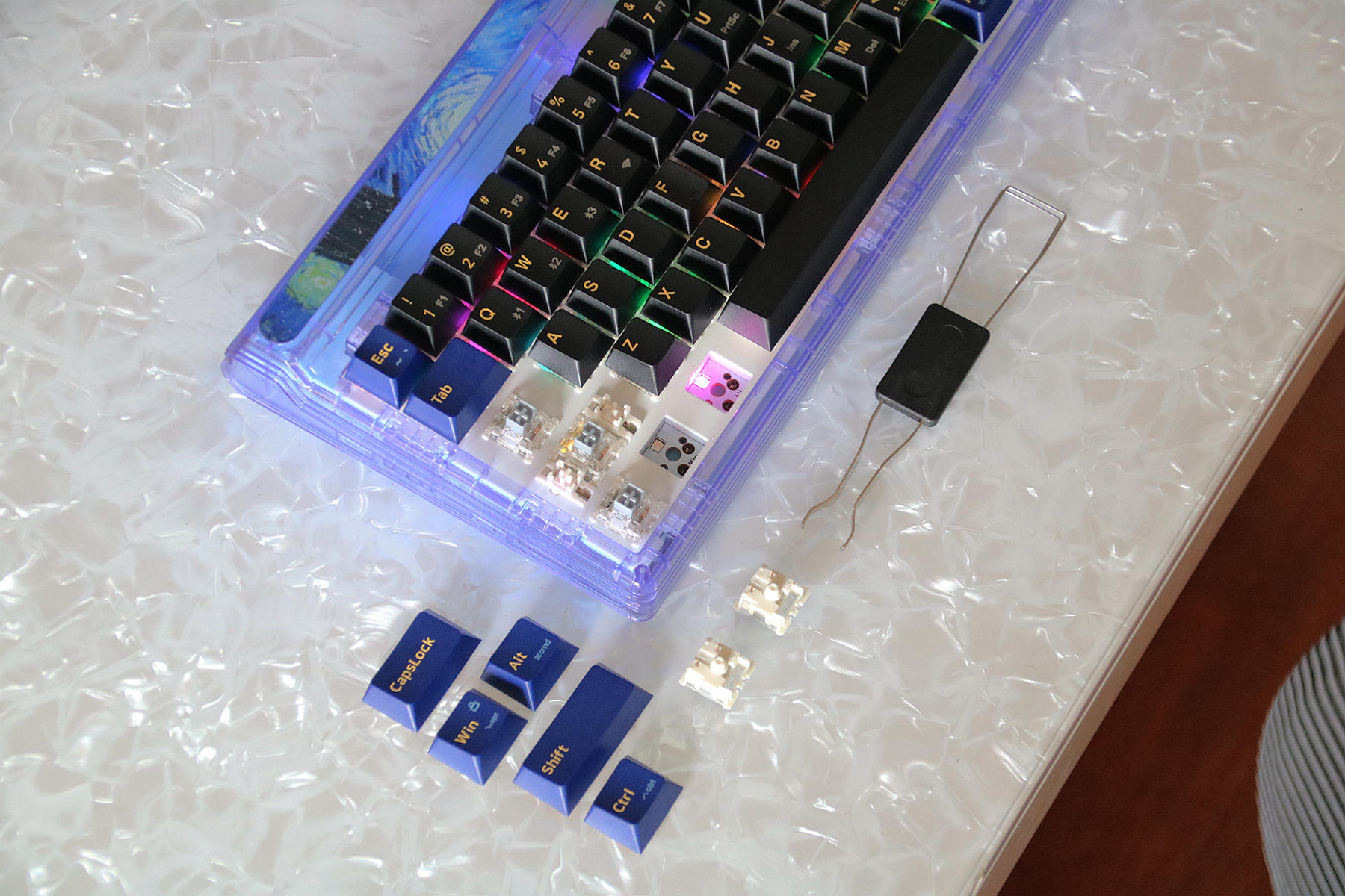 高端炫酷键盘推荐,透明键盘颜值天花板