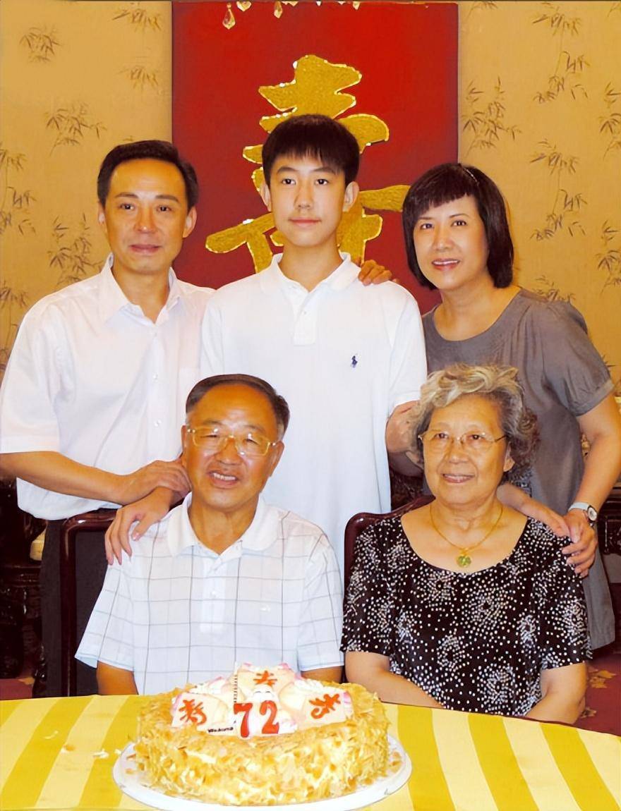 京剧名家于魁智简介,京剧大师于魁智个人简历