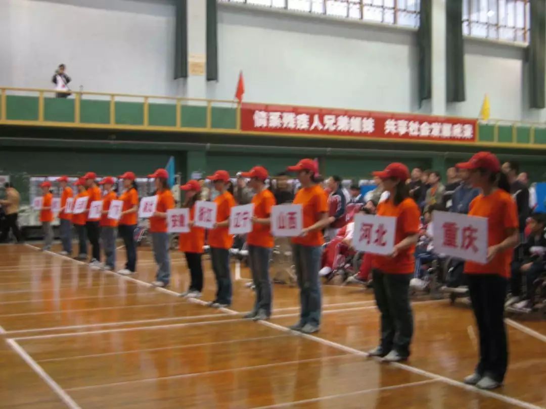 我和滚球作者：张励