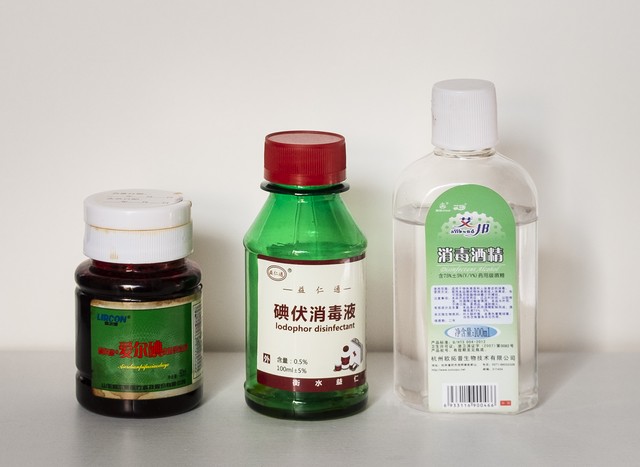 擦伤了怎么才能快速恢复不留疤,擦伤怎么护理不留疤痕