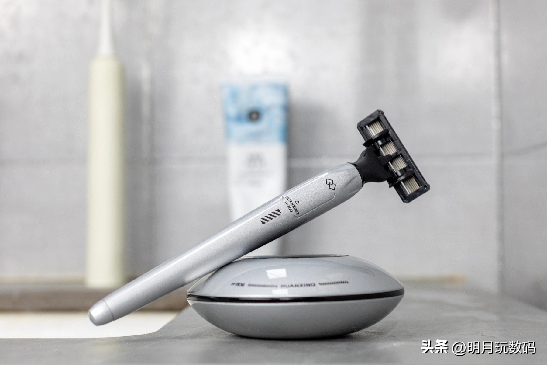 小飞碟剃须刀好用嘛,小飞碟剃须刀哪种好用