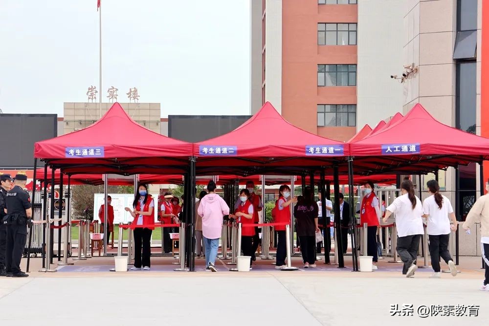 追梦吧高考完整视频,《追梦吧少年》