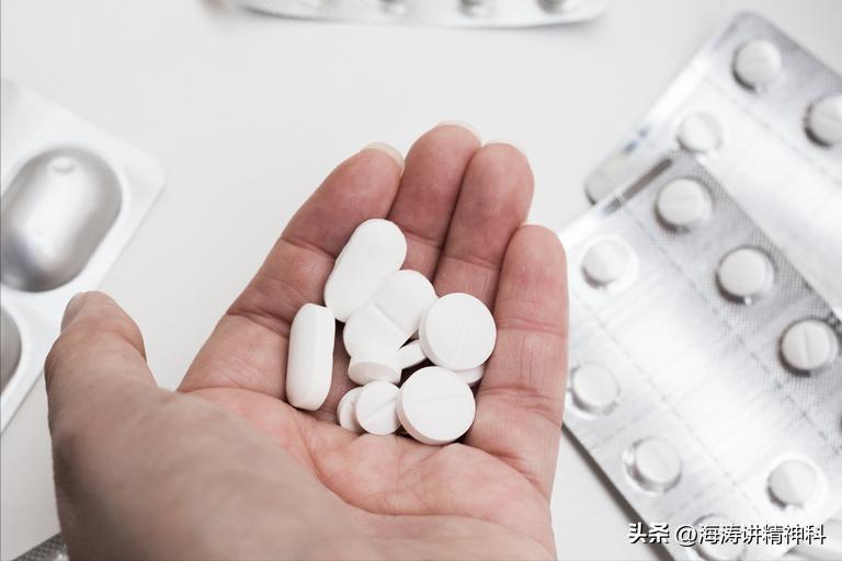 抑郁症药物治疗多久能痊愈,治疗抑郁症可以吃四种抗抑郁药吗