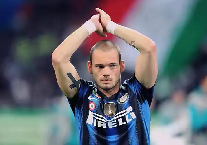 罗纳尔多维埃里巴乔萨莫拉诺,维埃里罗纳尔多莫拉蒂