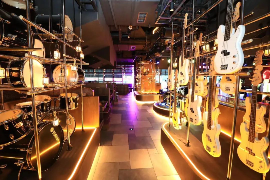 跨界商业失败案例,跨界小酒馆