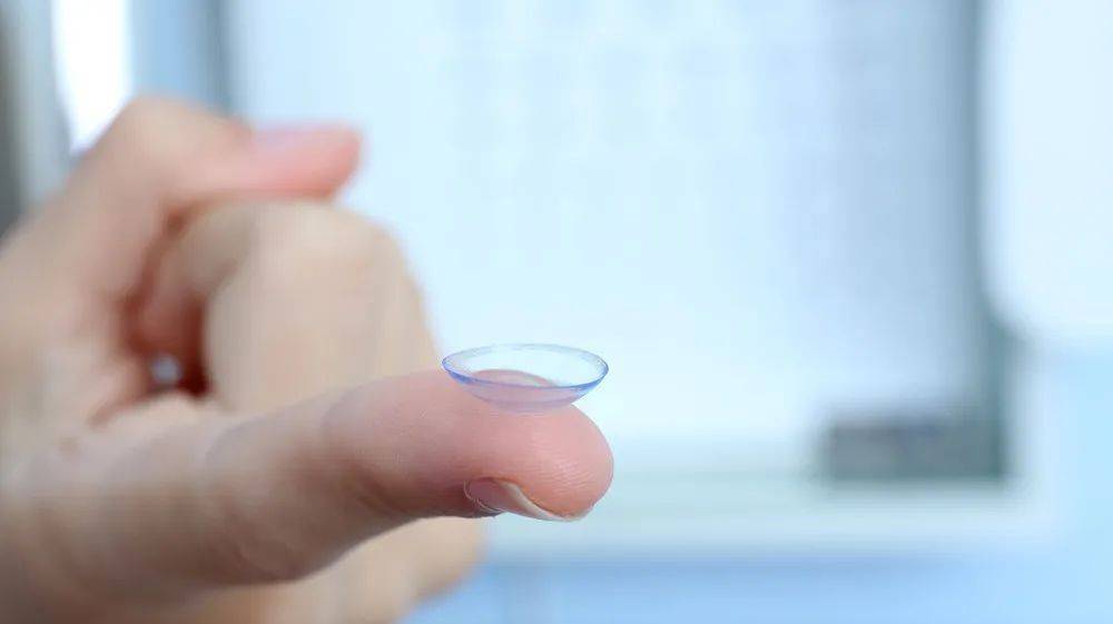 近视又老花怎么选隐形眼镜,隐形老花眼镜戴着舒服吗