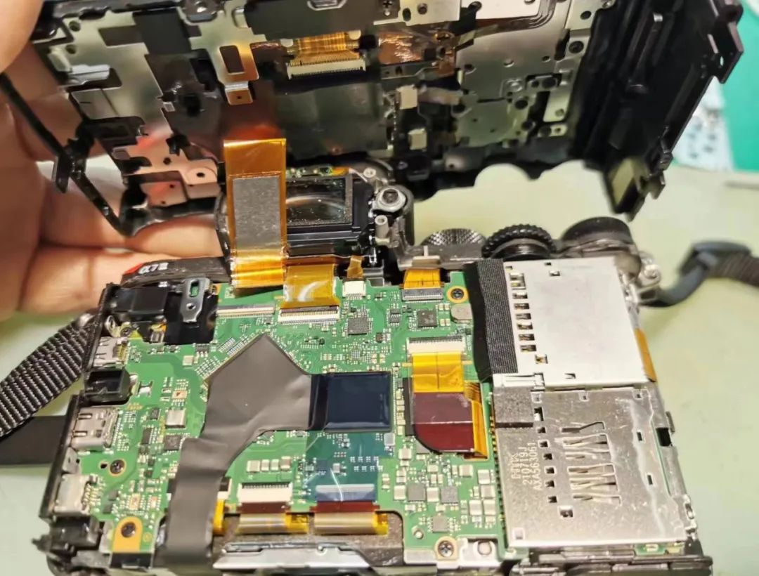 索尼a7m3视频录制按钮通病,a7m3声音接口坏了是通病吗