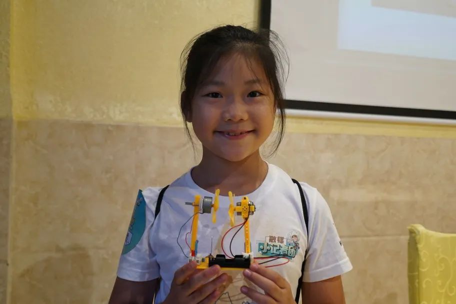 融媒小记者夏令营,融媒小记者栏目